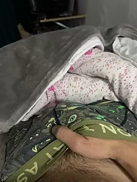 Snapshot of zoltard_1911 chatting on 01/20/25, 01:50 zoltard 1911 online show from 01/20/25, 01:50