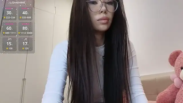 Snapshot of asianqueeny chatting on 07/30/26, 04:39 asianqueeny online show from 07/30/26, 04:39