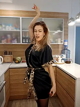 Miroslavadzm1 online show from 04/13/26, 11:16