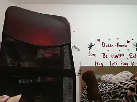 Snapshot of thamara226 chatting on 02/27/25, 07:58 thamara226 online show from 02/27/25, 07:58