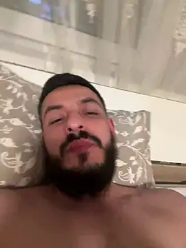 derbyo online show from 02/08/25, 10:19