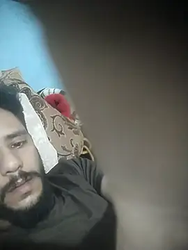 Feeroo11 online show from 04/12/26, 04:45