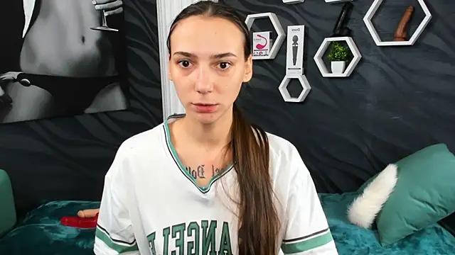 annabishop online show from 01/27/25, 03:26