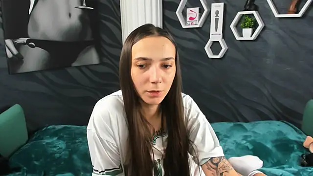 annabishop online show from 01/28/25, 02:42