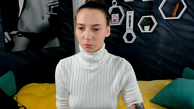 annabishop online show from 02/11/25, 03:18