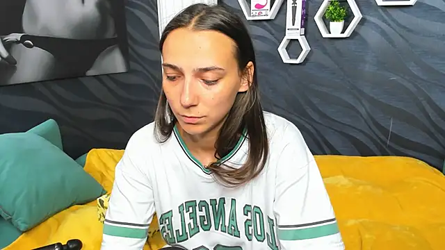 annabishop online show from 03/22/25, 04:15