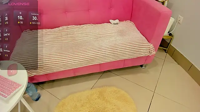 Brilly Lily online show from 12/17/25, 02:28