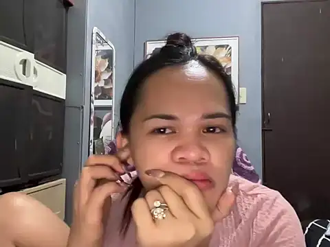 SophiaCourthaway online show from 01/17/26, 11:19