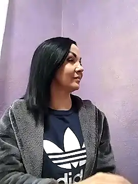 Snapshot of Tory_Lovi chatting on 02/04/25, 11:49 Tory Lovi online show from 02/04/25, 11:49