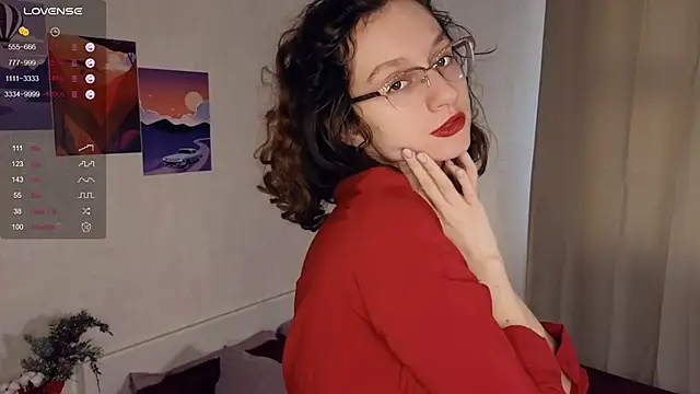 Snapshot of Leya_Curly chatting on 02/22/25, 11:24 Leya Curly online show from 02/22/25, 11:24
