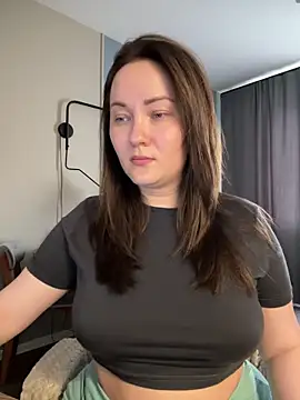 Kiss My Body online show from 06/22/26, 10:23