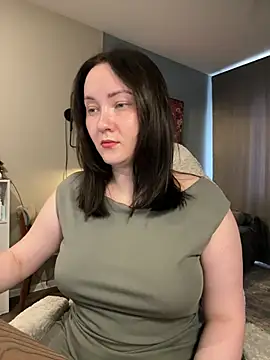 Kiss My Body online show from 07/21/26, 12:29