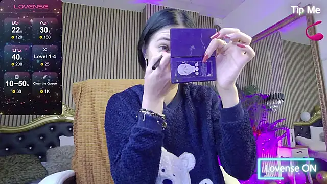 Snapshot of KeylaBlair chatting on 02/12/25, 04:33 KeylaBlair online show from 02/12/25, 04:33