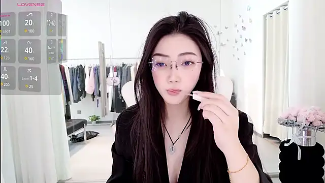 Snapshot of miaomiao-777 chatting on 02/02/26, 04:55 miaomiao-777 online show from 02/02/26, 04:55