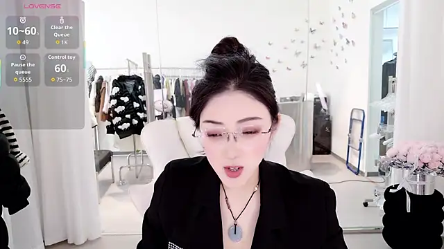 Snapshot of miaomiao-777 chatting on 02/20/26, 04:42 miaomiao-777 online show from 02/20/26, 04:42