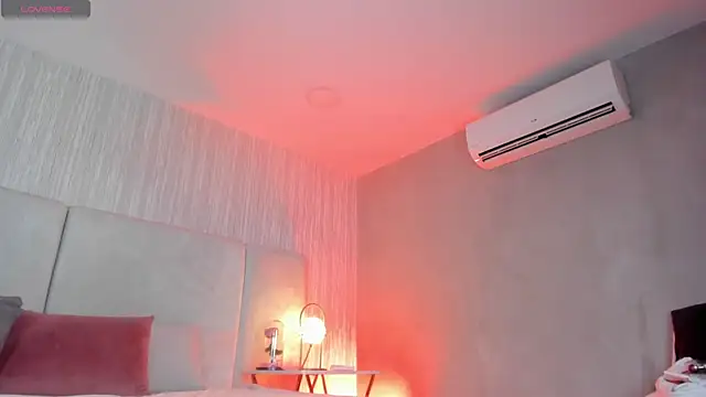 Stefanyduque1 online show from 01/17/25, 04:47