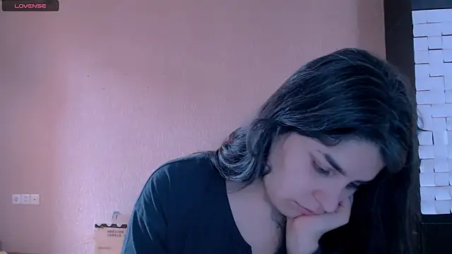  Roselina  online show from 11/26/25, 06:36