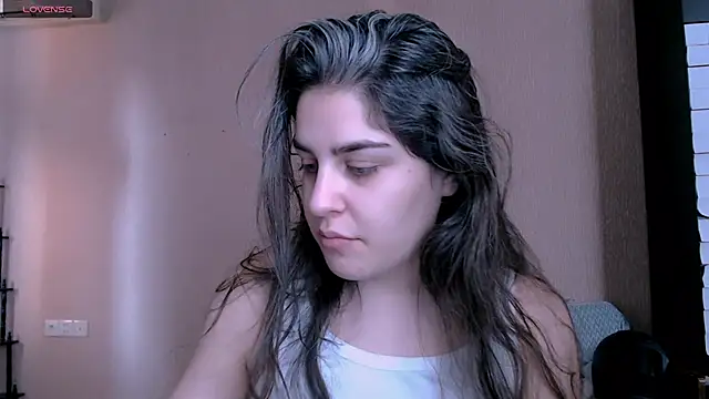  Roselina  online show from 11/30/25, 07:34