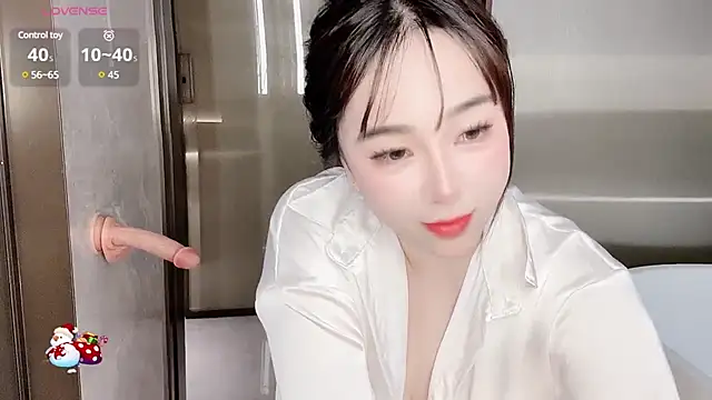 Snapshot of Alano-01 chatting on 02/18/25, 11:00 Alano-01 online show from 02/18/25, 11:00