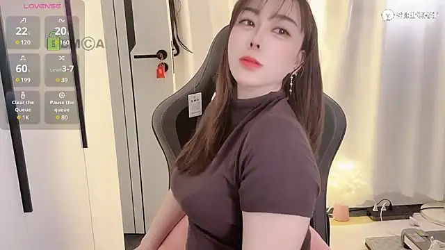 Snapshot of Alano-01 chatting on 03/15/25, 08:15 Alano-01 online show from 03/15/25, 08:15