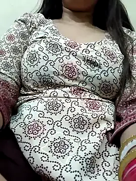 Snapshot of Alfiza46 chatting on 03/14/25, 03:36 Alfiza46 online show from 03/14/25, 03:36