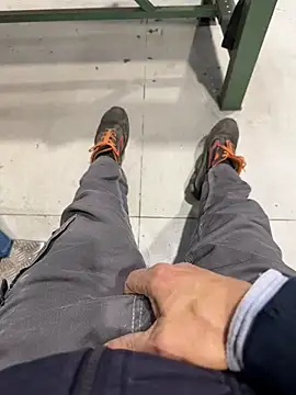 Snapshot of sempreilmio2 chatting on 03/03/25, 12:05 sempreilmio2 online show from 03/03/25, 12:05