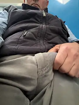 Snapshot of sempreilmio2 chatting on 11/07/25, 11:43 sempreilmio2 online show from 11/07/25, 11:43