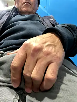 sempreilmio2 online show from 11/24/25, 11:43