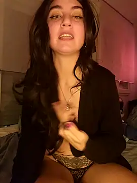 Snapshot of Vanessa-2002 chatting on 11/10/25, 10:09 Vanessa-2002 online show from 11/10/25, 10:09