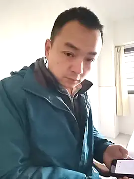 Snapshot of swg176 chatting on 01/17/25, 12:42 swg176 online show from 01/17/25, 12:42