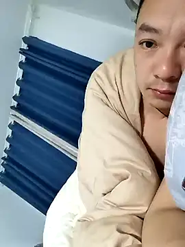 Snapshot of swg176 chatting on 01/17/25, 11:51 swg176 online show from 01/17/25, 11:51