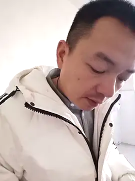 Snapshot of swg176 chatting on 01/18/25, 05:31 swg176 online show from 01/18/25, 05:31