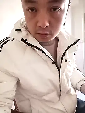 Snapshot of swg176 chatting on 01/20/25, 05:26 swg176 online show from 01/20/25, 05:26