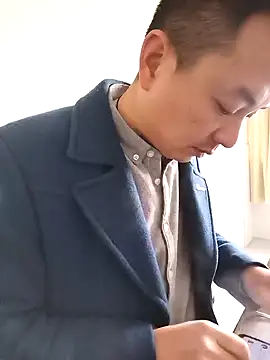 Snapshot of swg176 chatting on 01/22/25, 05:16 swg176 online show from 01/22/25, 05:16