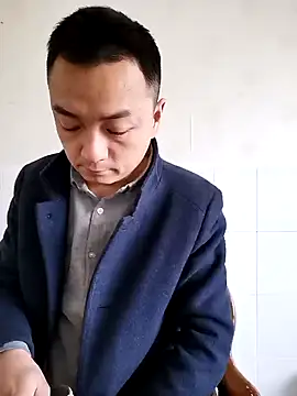 Snapshot of swg176 chatting on 03/06/25, 06:41 swg176 online show from 03/06/25, 06:41