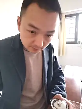 Snapshot of swg176 chatting on 03/08/25, 08:22 swg176 online show from 03/08/25, 08:22