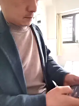 Snapshot of swg176 chatting on 03/11/25, 09:24 swg176 online show from 03/11/25, 09:24