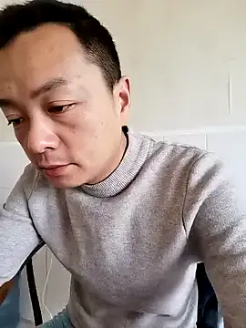 Snapshot of swg176 chatting on 03/21/25, 02:07 swg176 online show from 03/21/25, 02:07