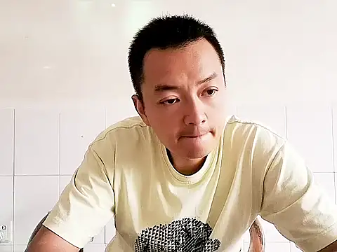 Snapshot of swg176 chatting on 09/09/25, 05:40 swg176 online show from 09/09/25, 05:40