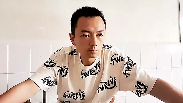 Snapshot of swg176 chatting on 09/11/25, 06:57 swg176 online show from 09/11/25, 06:57