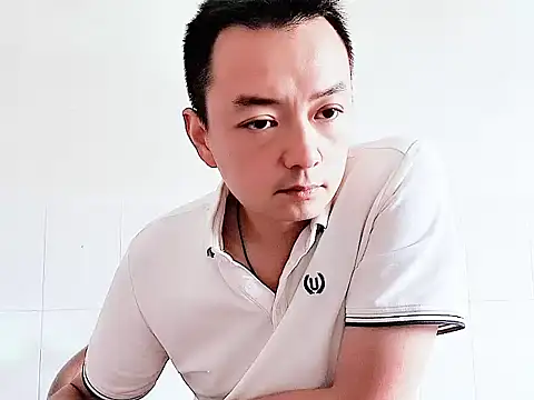 Snapshot of swg176 chatting on 10/05/25, 03:38 swg176 online show from 10/05/25, 03:38