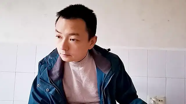 Snapshot of swg176 chatting on 10/12/25, 11:59 swg176 online show from 10/12/25, 11:59