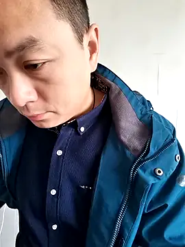 Snapshot of swg176 chatting on 11/03/25, 01:29 swg176 online show from 11/03/25, 01:29