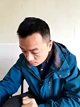 Snapshot of swg176 chatting on 11/18/25, 01:55 swg176 online show from 11/18/25, 01:55