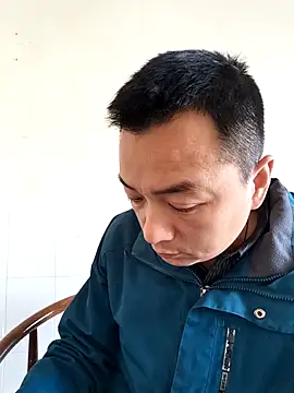 Snapshot of swg176 chatting on 11/27/25, 06:37 swg176 online show from 11/27/25, 06:37