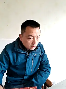 Snapshot of swg176 chatting on 12/19/25, 01:34 swg176 online show from 12/19/25, 01:34