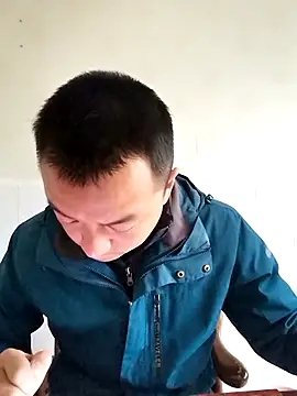 Snapshot of swg176 chatting on 12/22/25, 01:35 swg176 online show from 12/22/25, 01:35