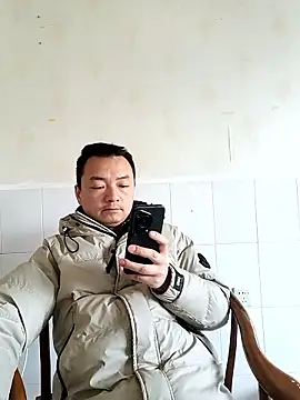 Snapshot of swg176 chatting on 01/12/26, 03:12 swg176 online show from 01/12/26, 03:12