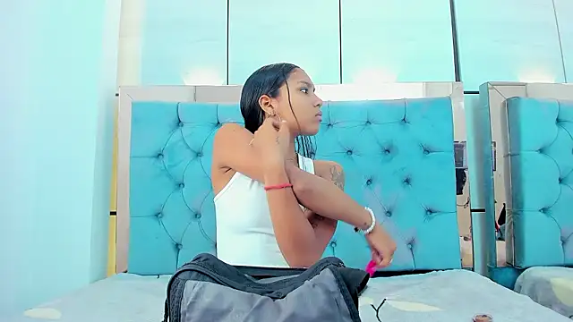 pocahontas pow online show from 03/12/26, 11:49