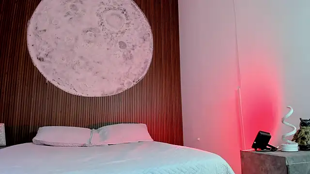 EthaanCox online show from 12/18/25, 08:48